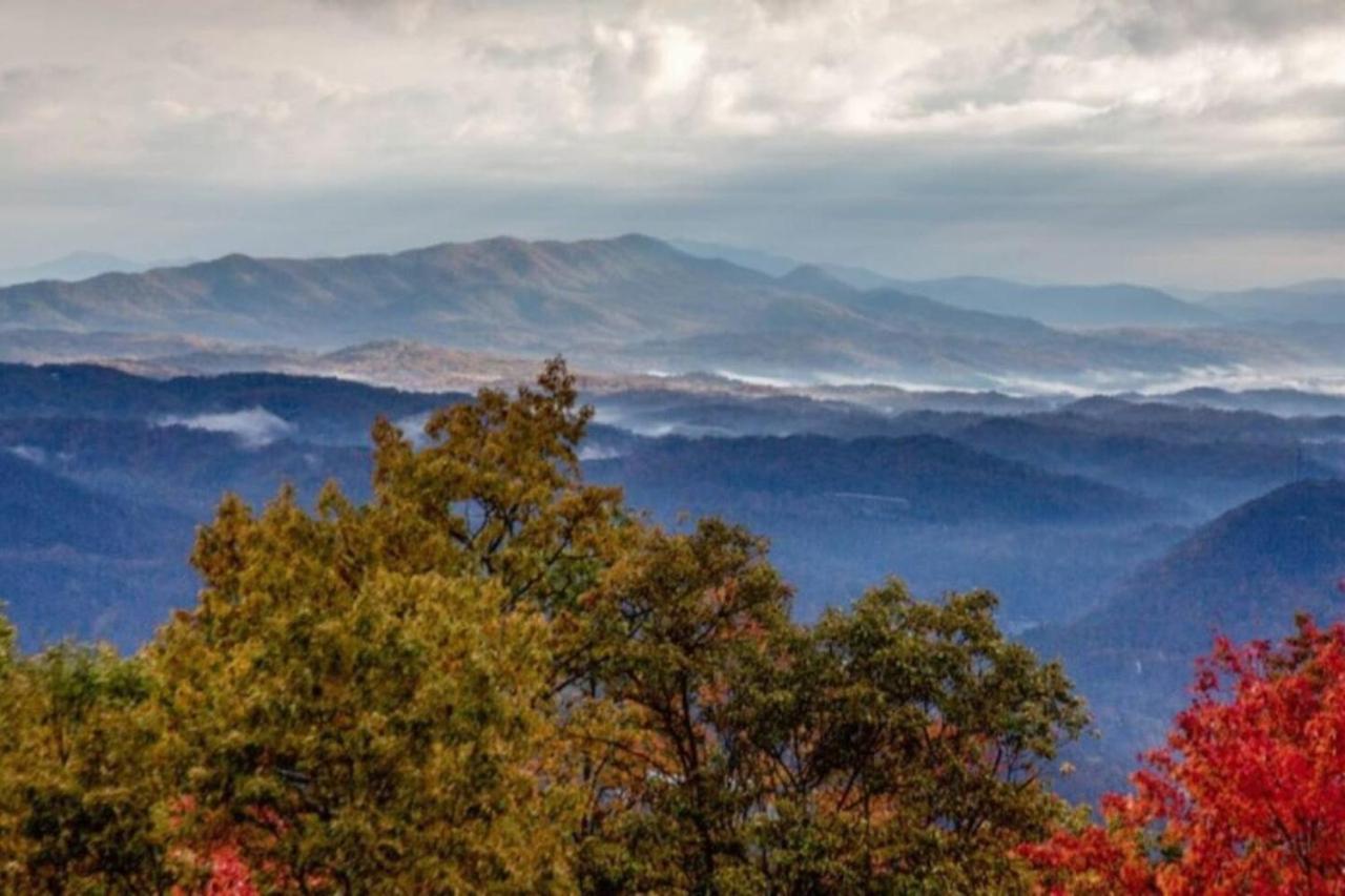 Gt307 Romantic Condo Downtown Gatlinburg & Pool Luaran gambar