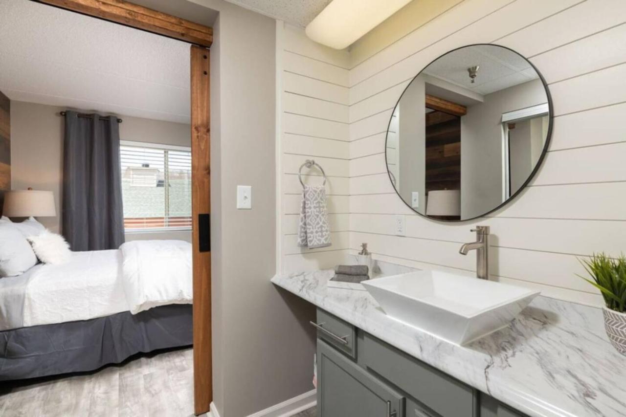 Gt307 Romantic Condo Downtown Gatlinburg & Pool Luaran gambar