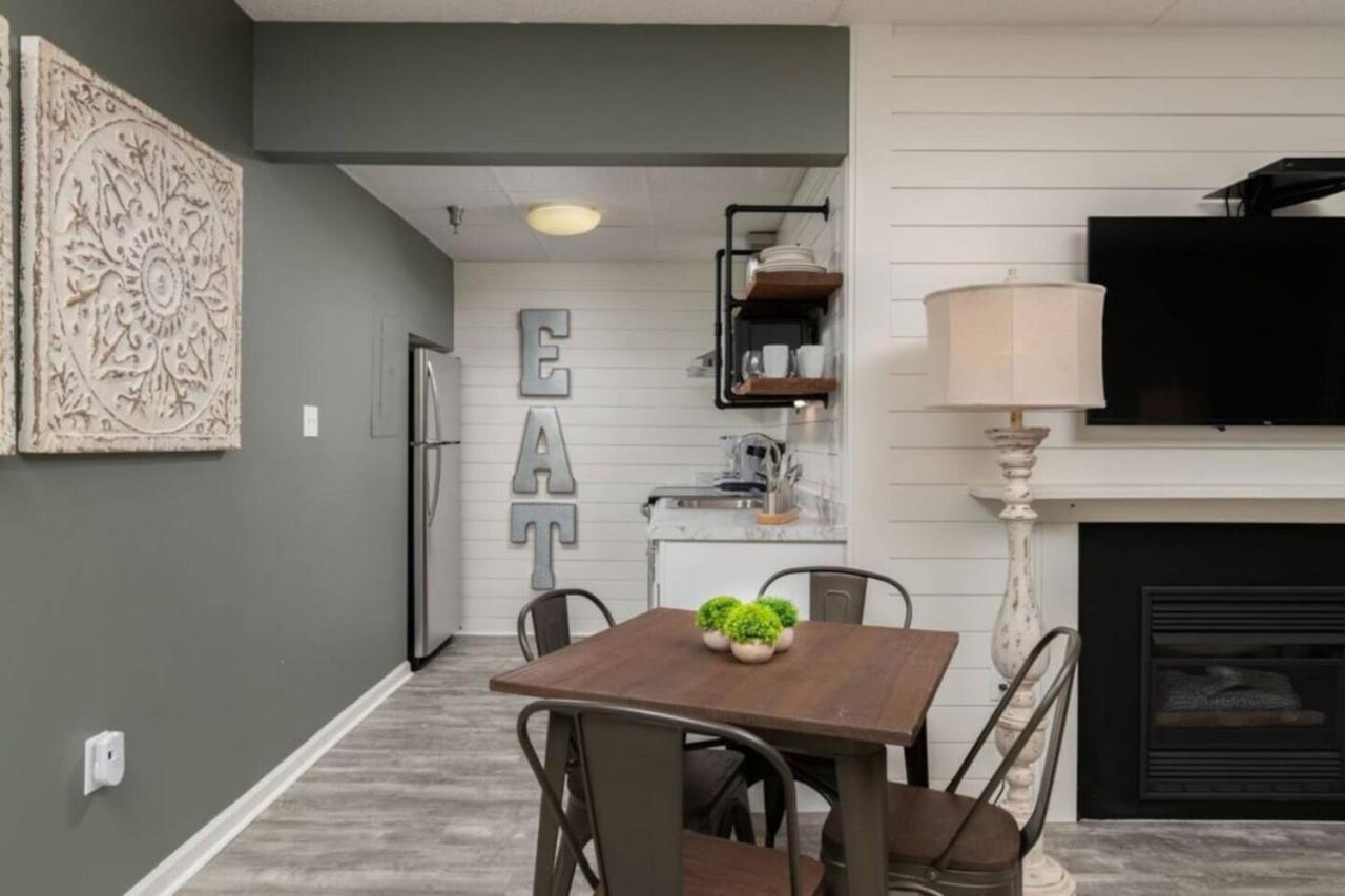 Gt307 Romantic Condo Downtown Gatlinburg & Pool Luaran gambar